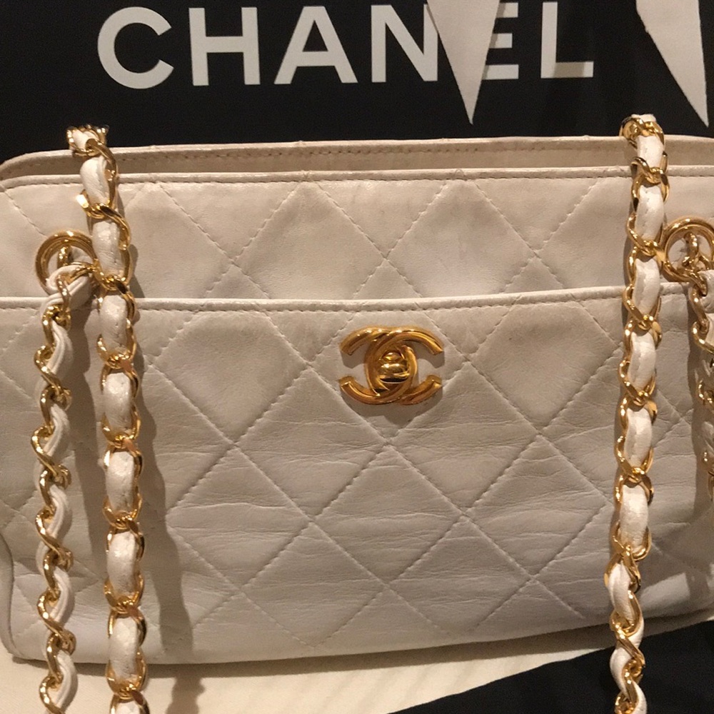 🌸🌸CHANEL BAG🌸🌸 - Picture 3 of 8
